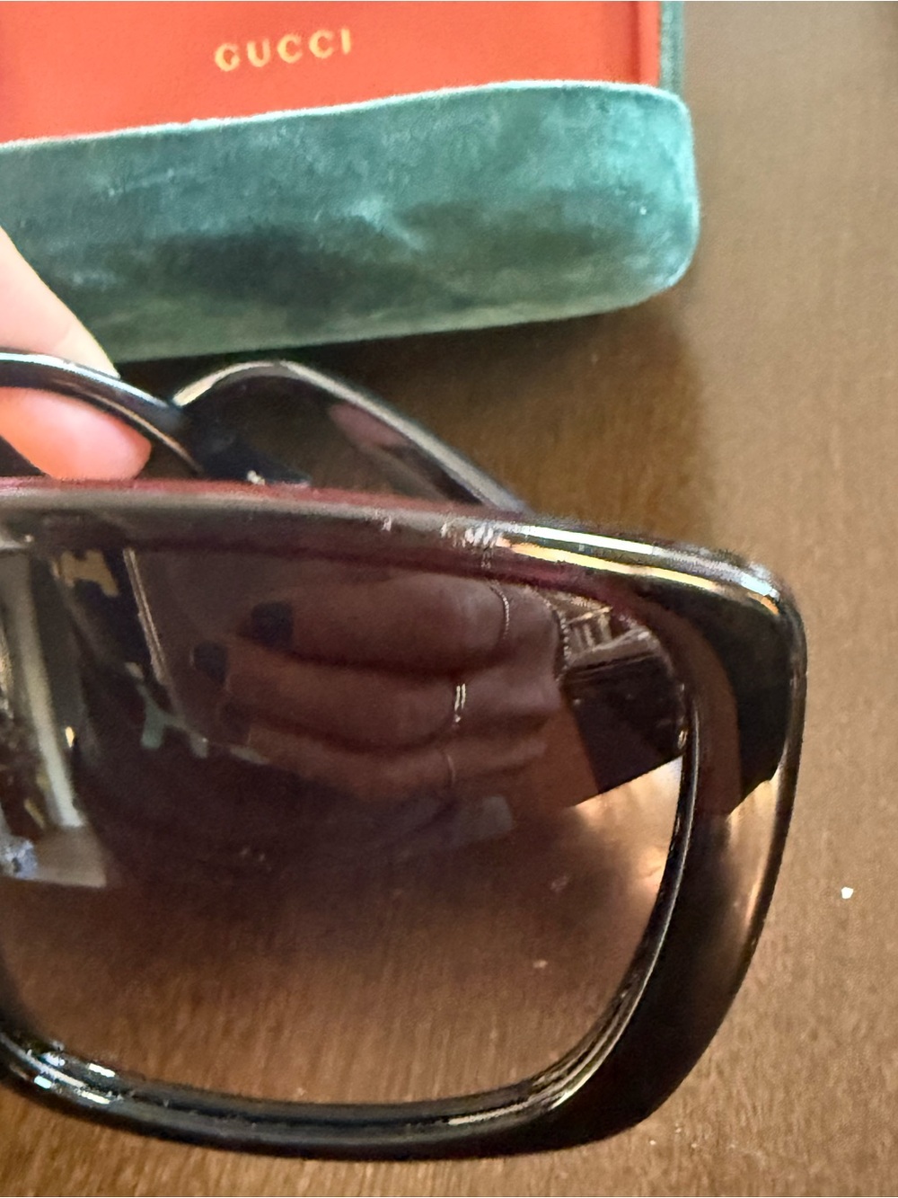 Gucci Women's Black Oversized Square Sunglasses - Picture 5 of 7